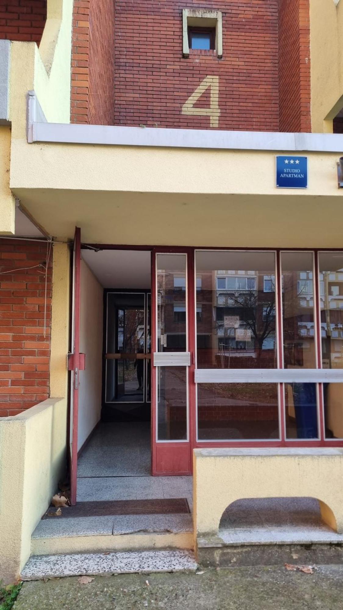 Studio Apartman 404-401 Vukovar Luaran gambar